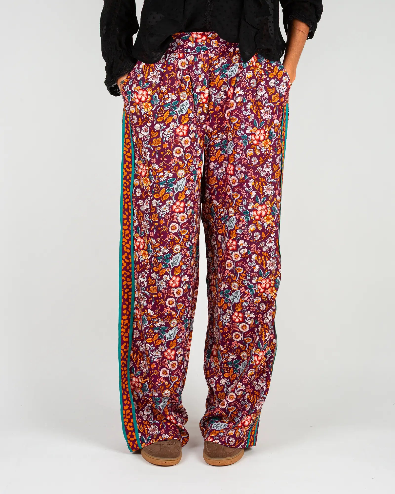 Pantalon fluide femme imprimé Morris, vue de face – Bokabas