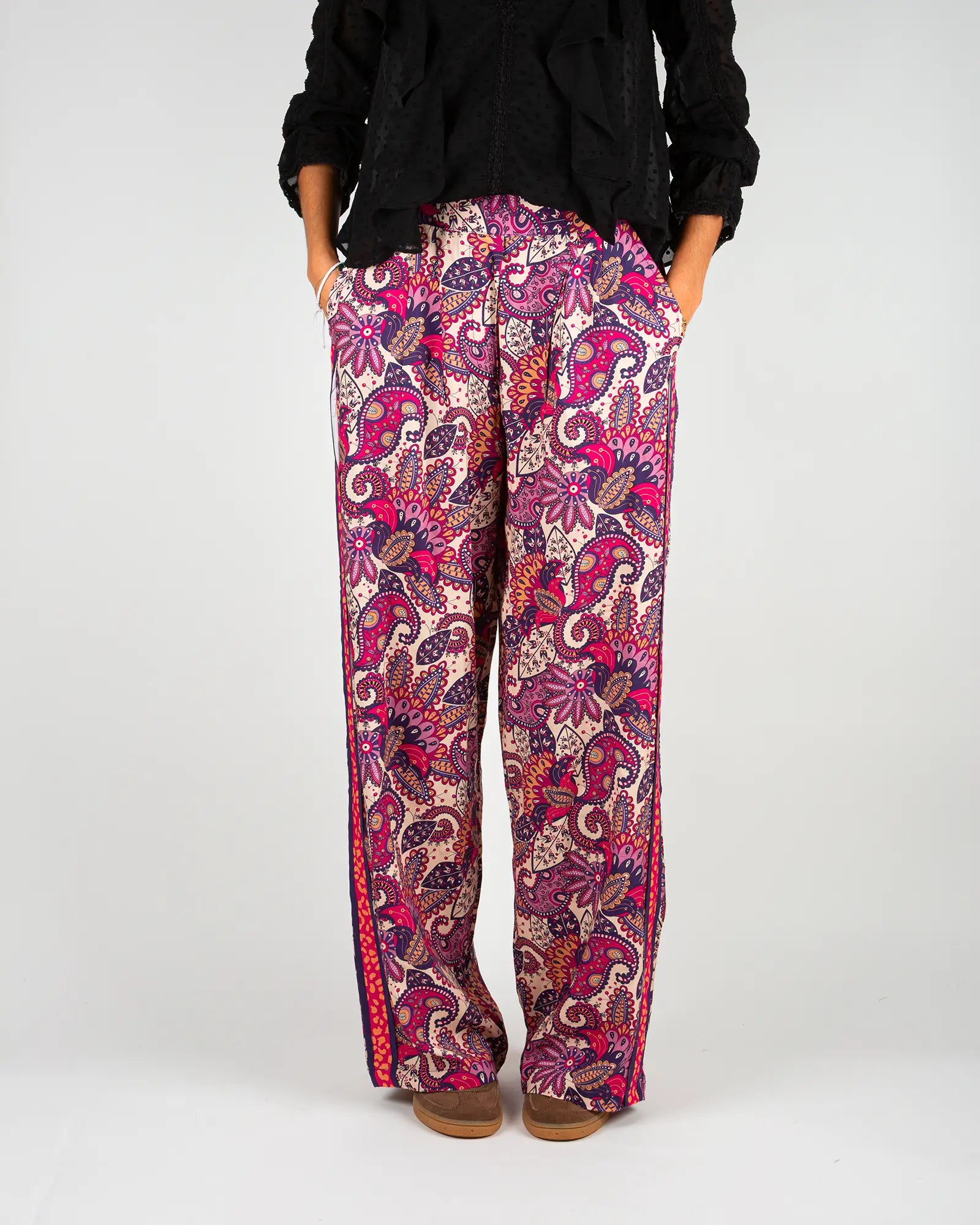 Pantalon fluide femme imprimé Pow, vue de face – Bokabas