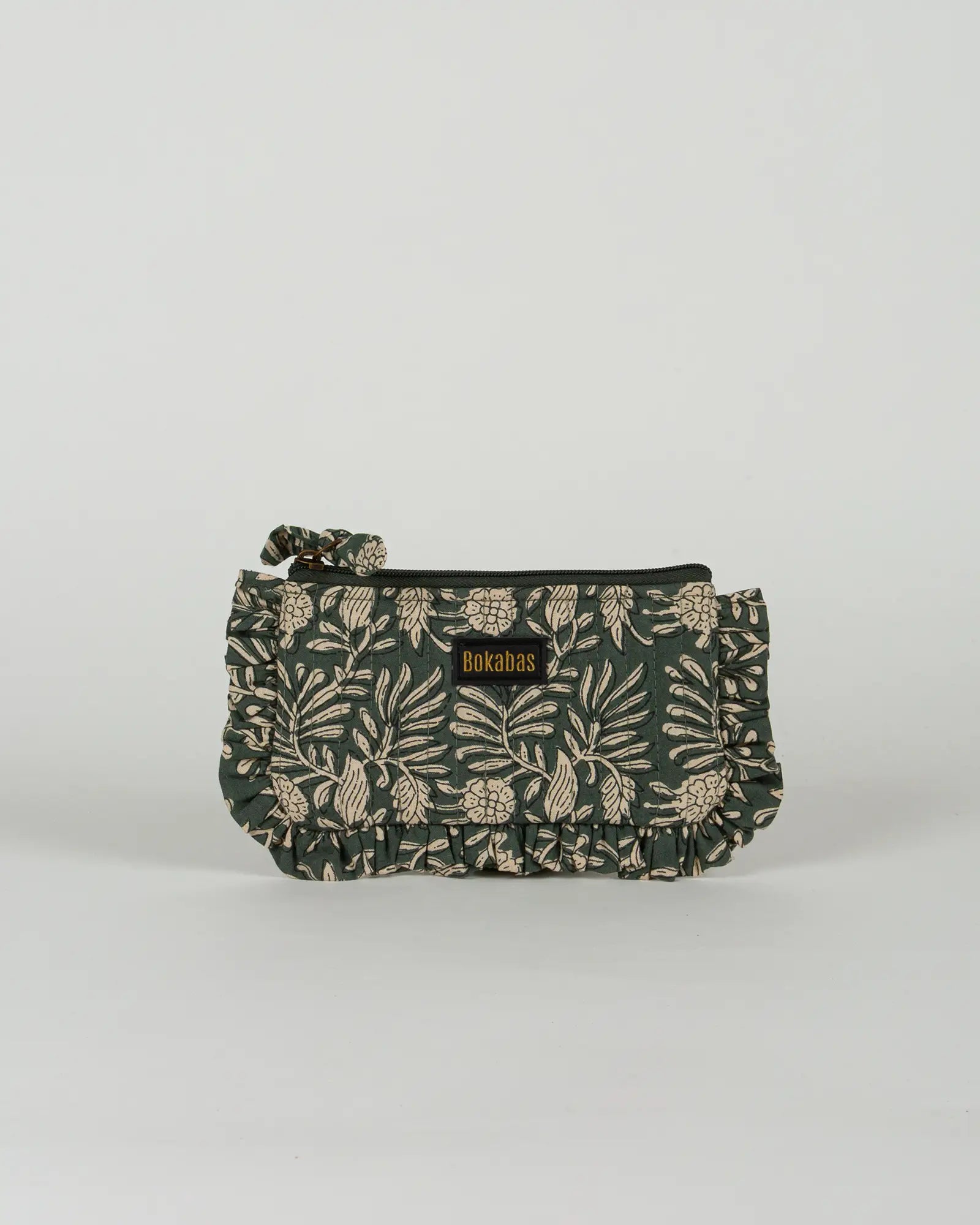 Pochette matelassée à froufrous Dema, vue de face – Bokabas
