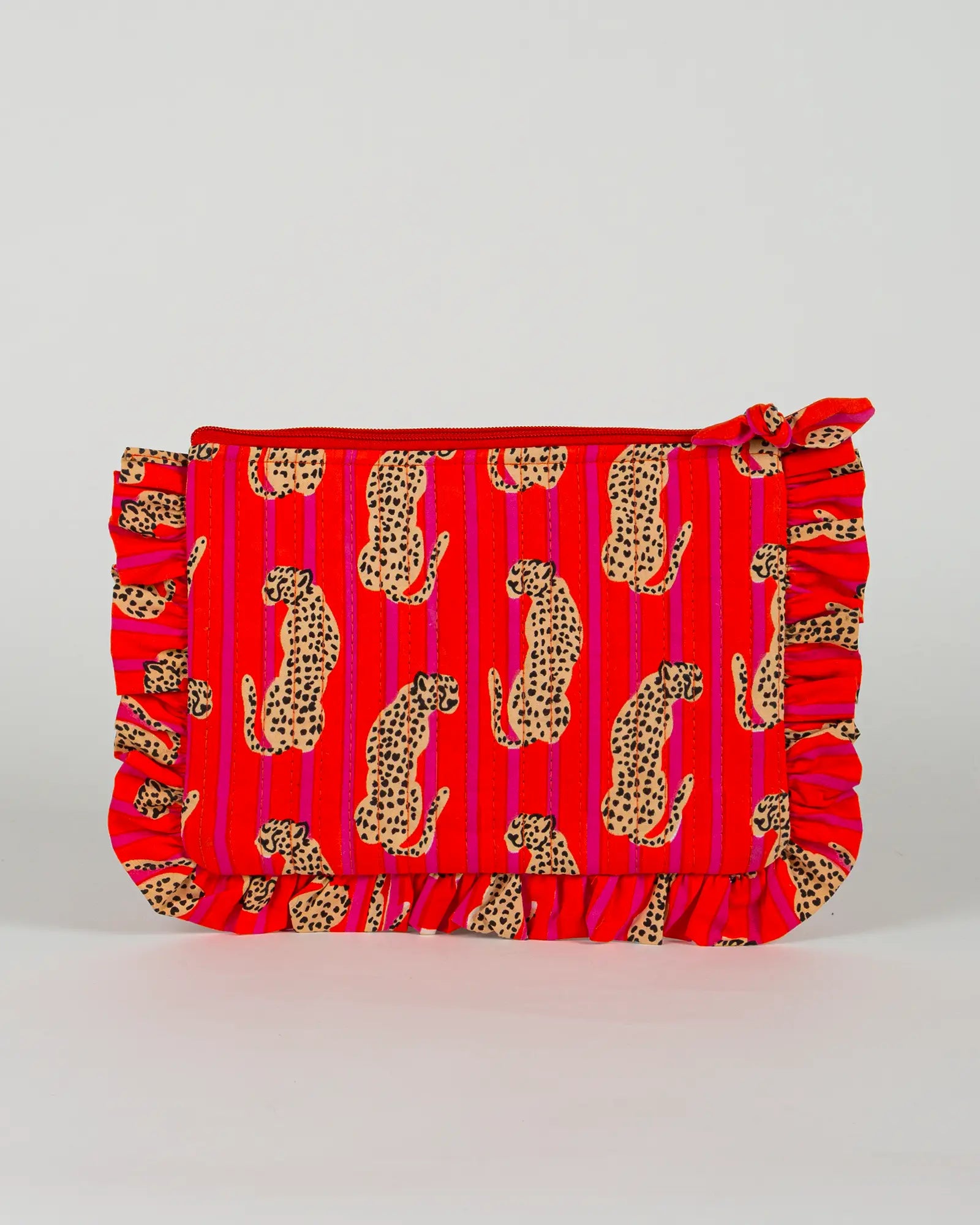 Pochette matelassée à froufrous Bokabas, imprimé Guépard rayé orange et rose, vue de dos