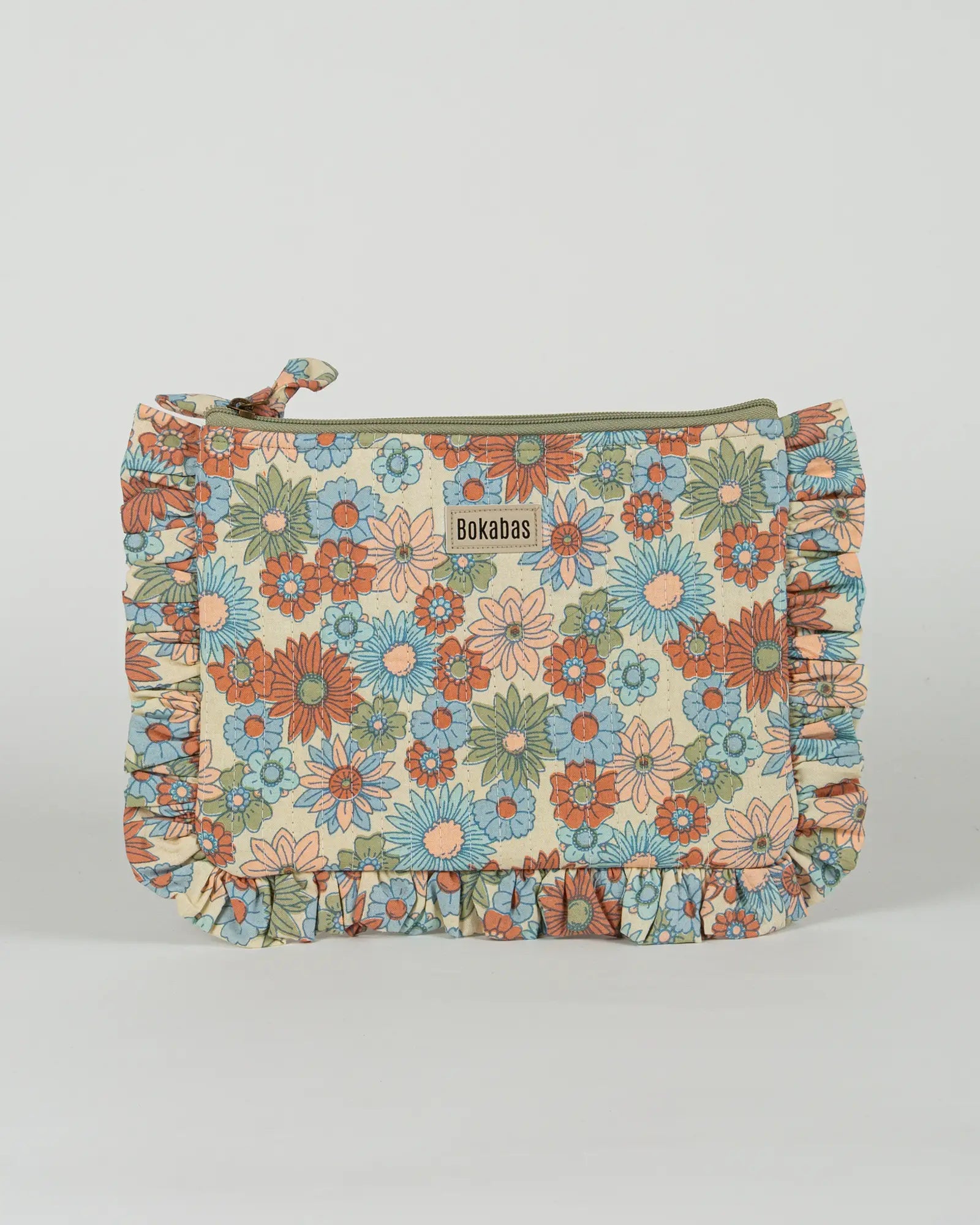 Pochette matelassée à froufrous Retro, vue de face – Bokabas