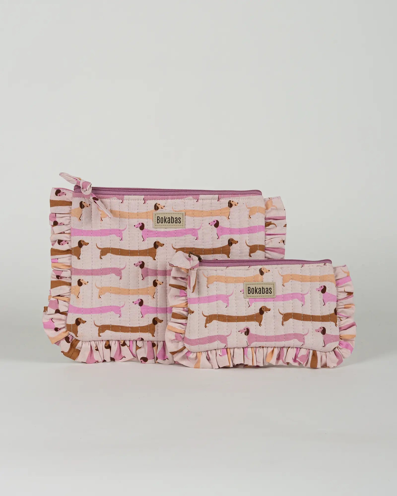 Pochette matelassée à froufrous Saucisse, vue de face – Bokabas