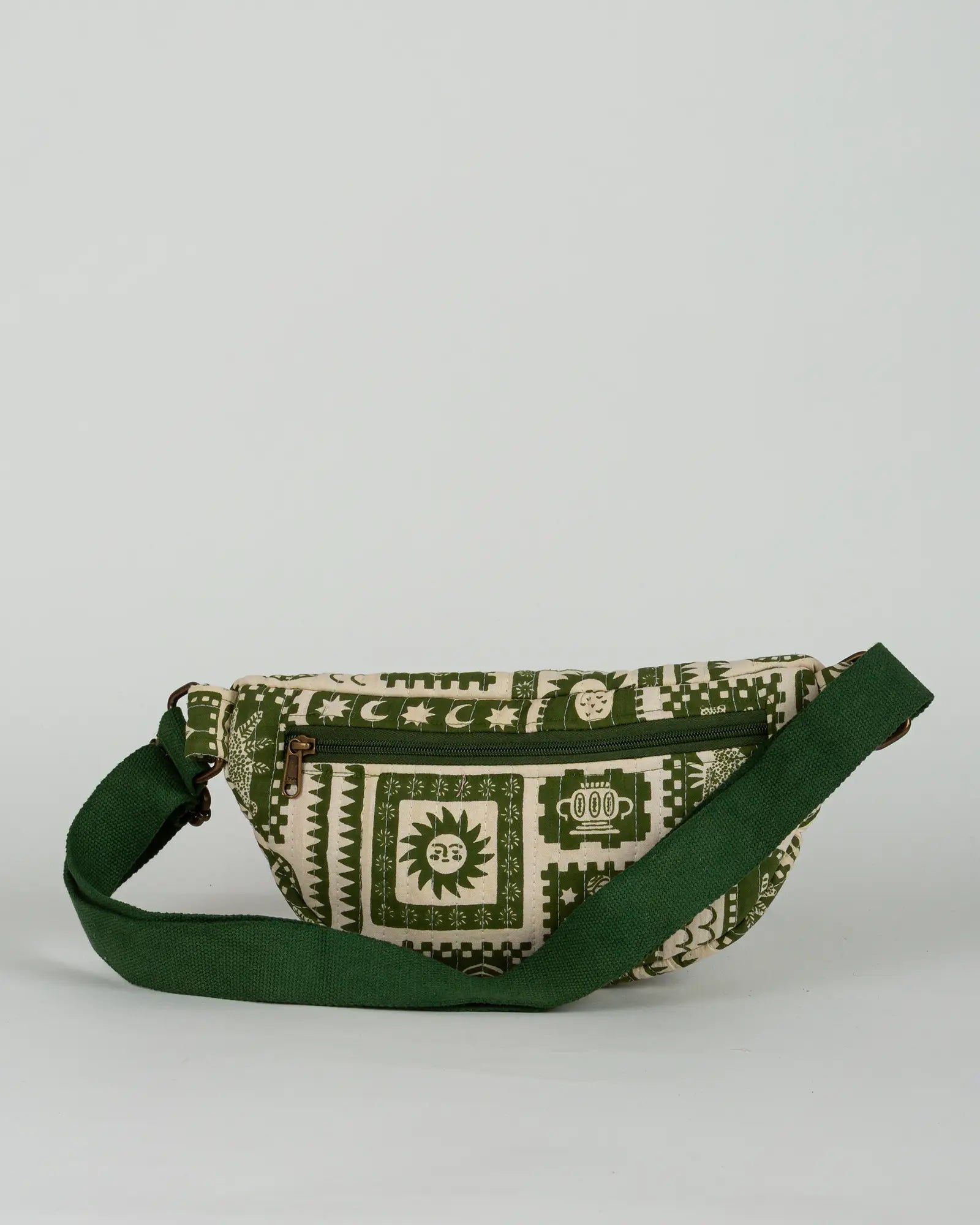 Sac banane matelassé Bokabas, imprimé Art vert kaki et beige, vue de dos