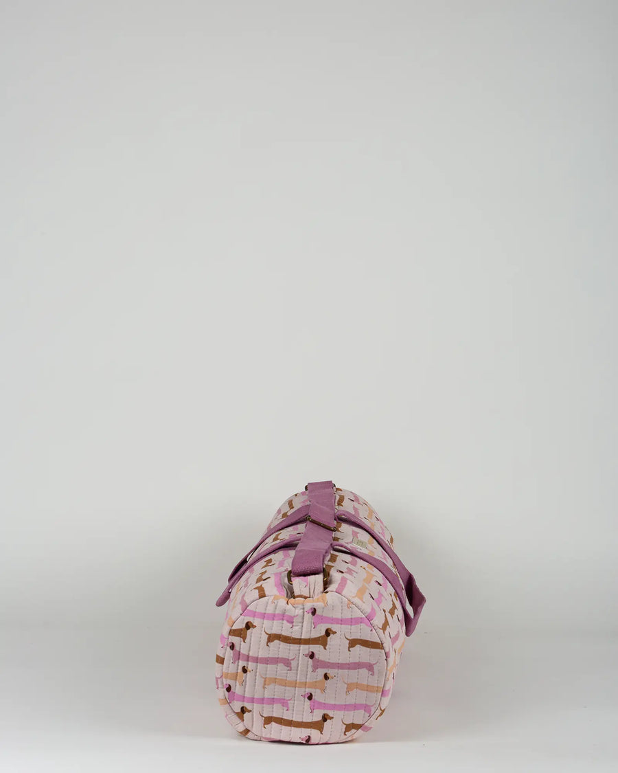 Sac de yoga en tissu matelassé Bokabas, imprimé Saucisse chien teckel rose et violet, vue de profil