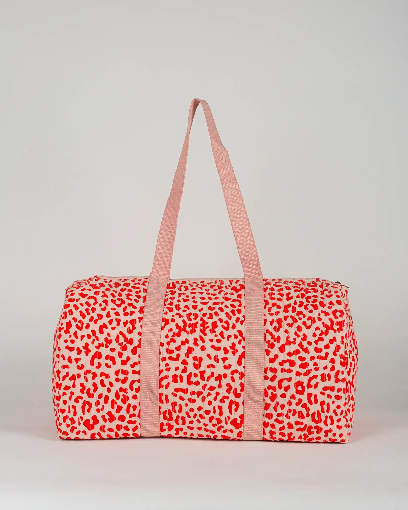 Sac week-end matelassé Bokabas, imprimé Valentine léopard rouge et rose, vue de dos
