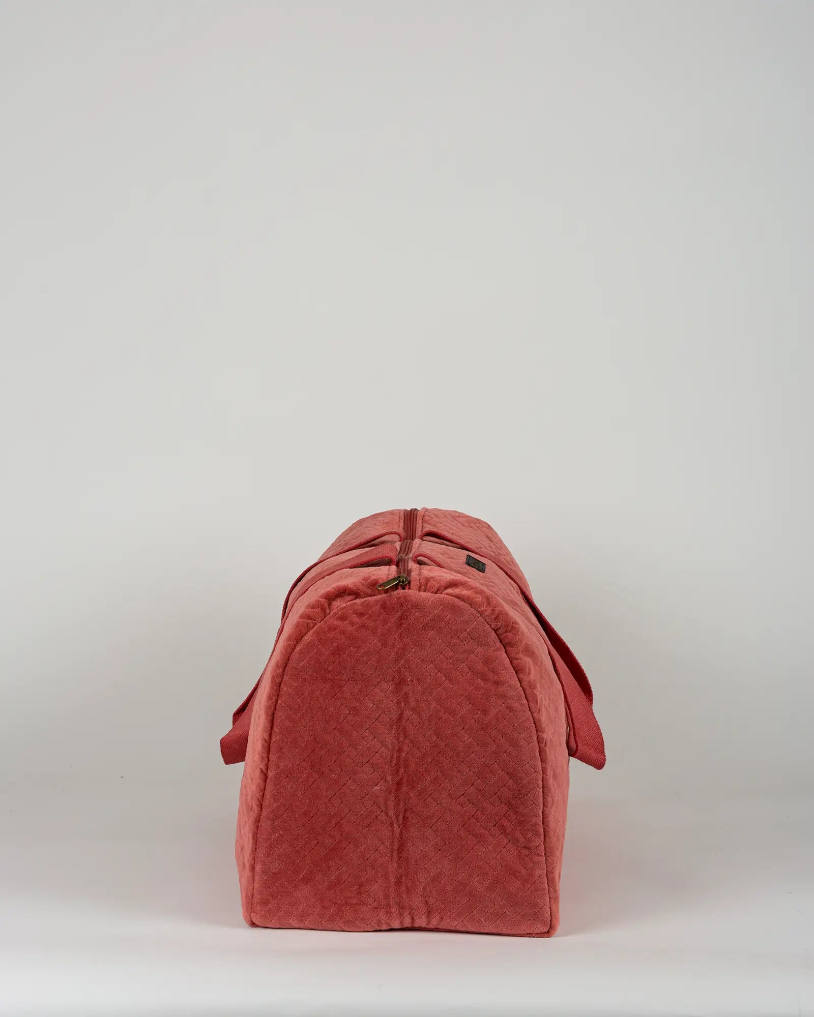 Sac week-end en velours côtelé Bokabas, rose framboise, vue de profil