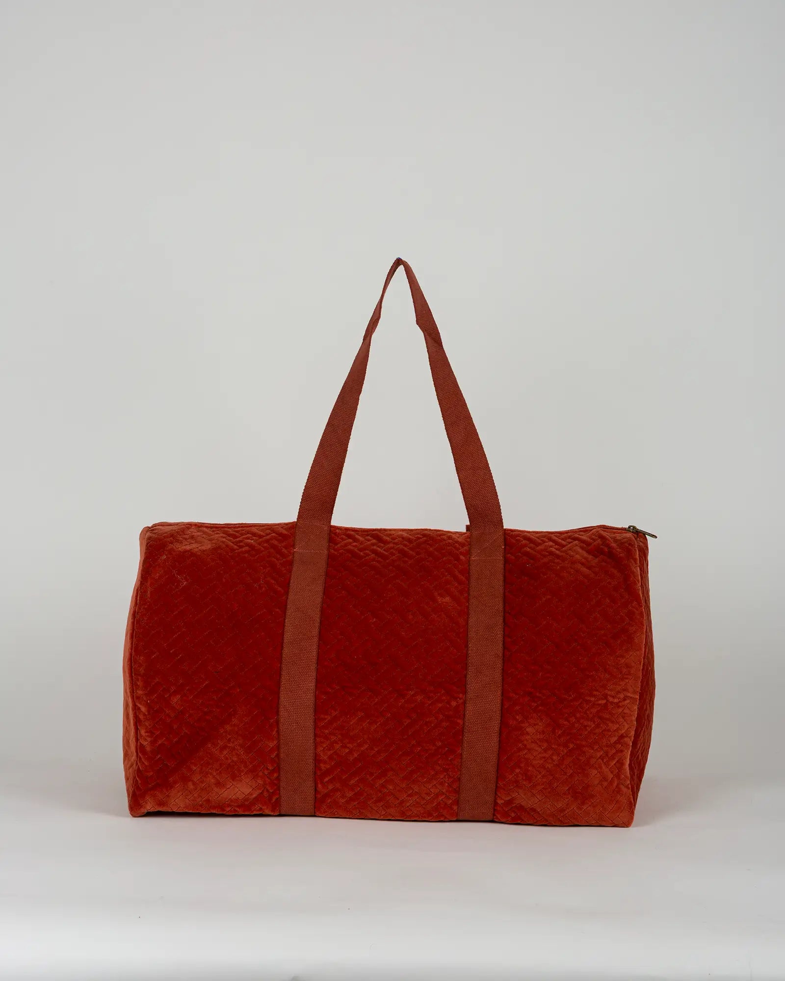 Sac week-end en velours côtelé Bokabas, terracotta, vue de dos