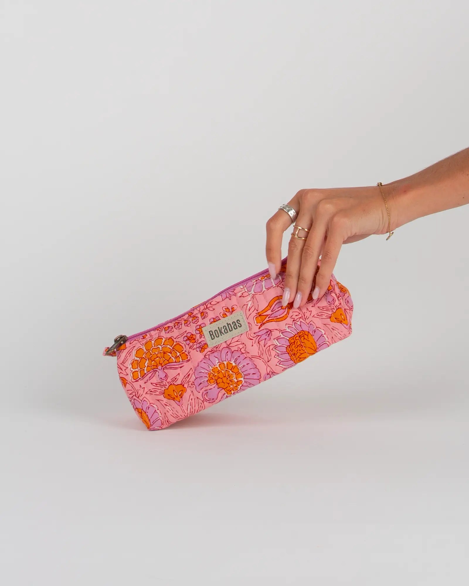 Trousse à crayons scolaire matelassée Bokabas, imprimé Marie rose fleuri, vue de face