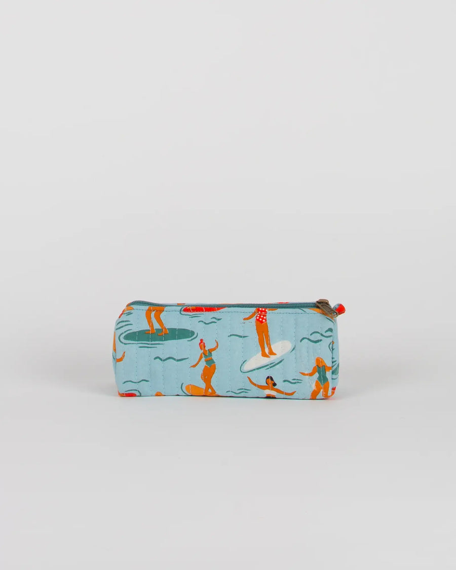 Trousse à crayons scolaire matelassée Bokabas, imprimé Surf bleu, vue de dos