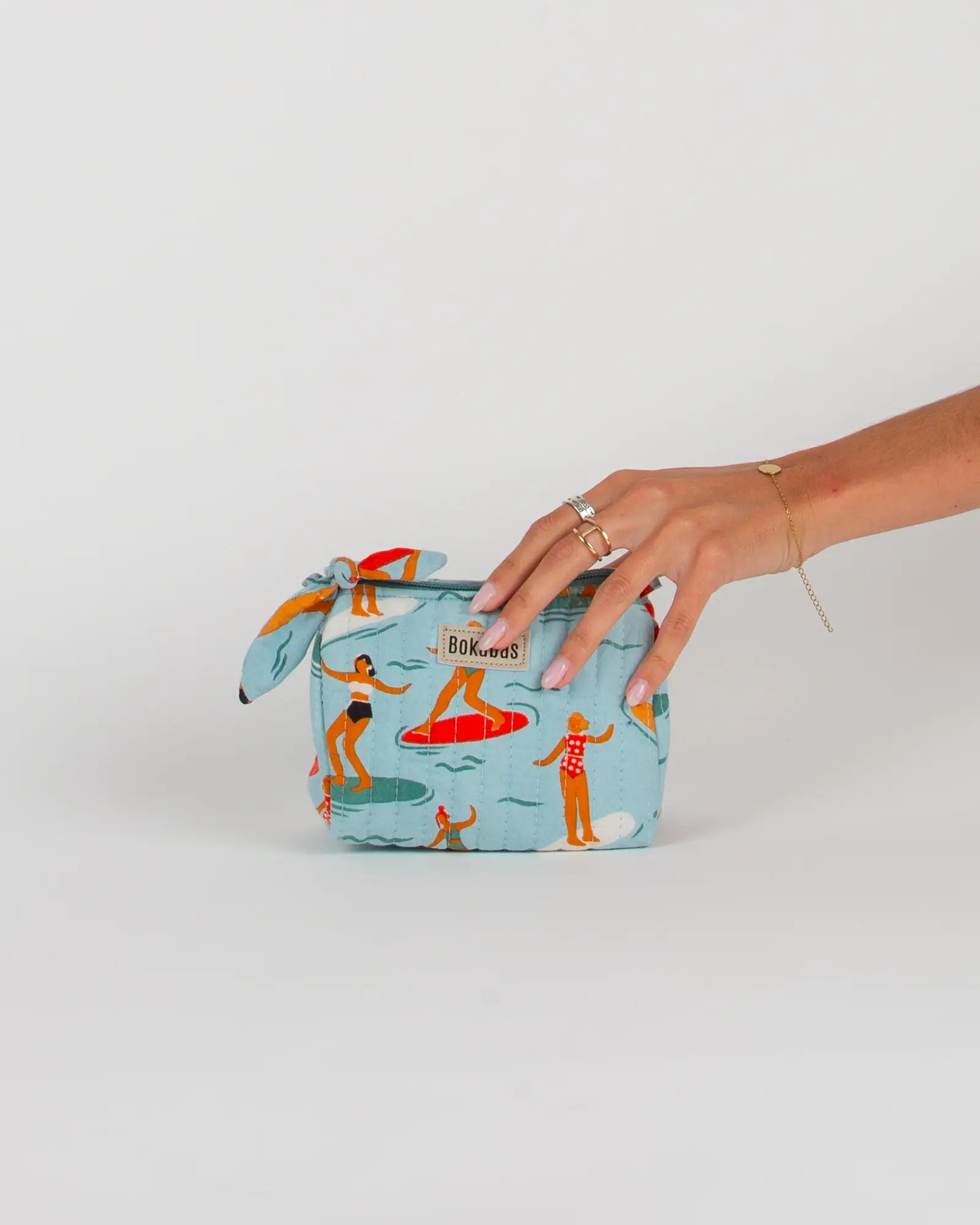 Trousse de toilette matelassée en coton Bokabas, imprimé Surf bleu, vue de face