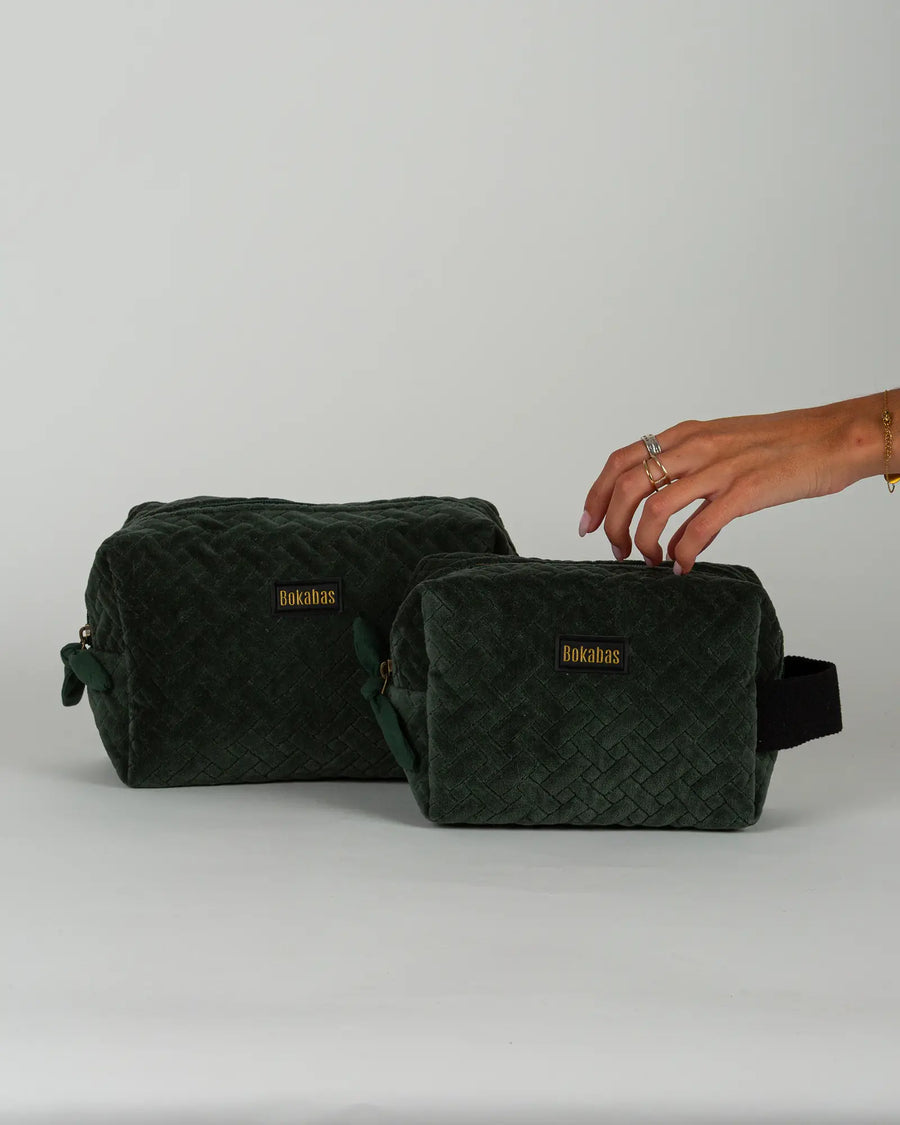 Trousse de toilette en velours côtelé Bokabas, vert kaki, vue de face