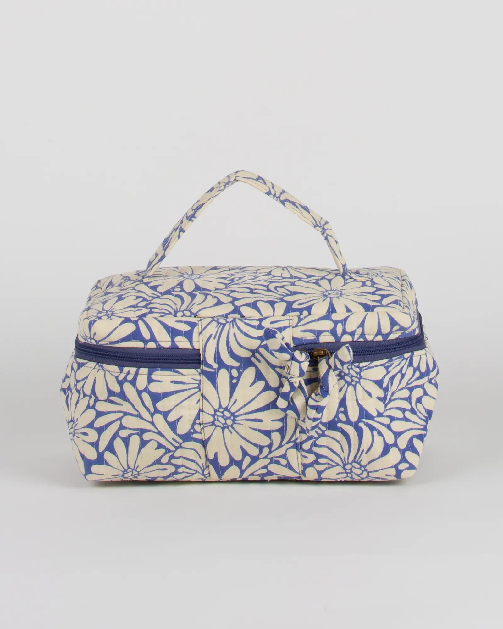 Trousse vanity maquillage matelassée Bokabas, imprimé Daisy fleuri bleu et beige, vue de dos
