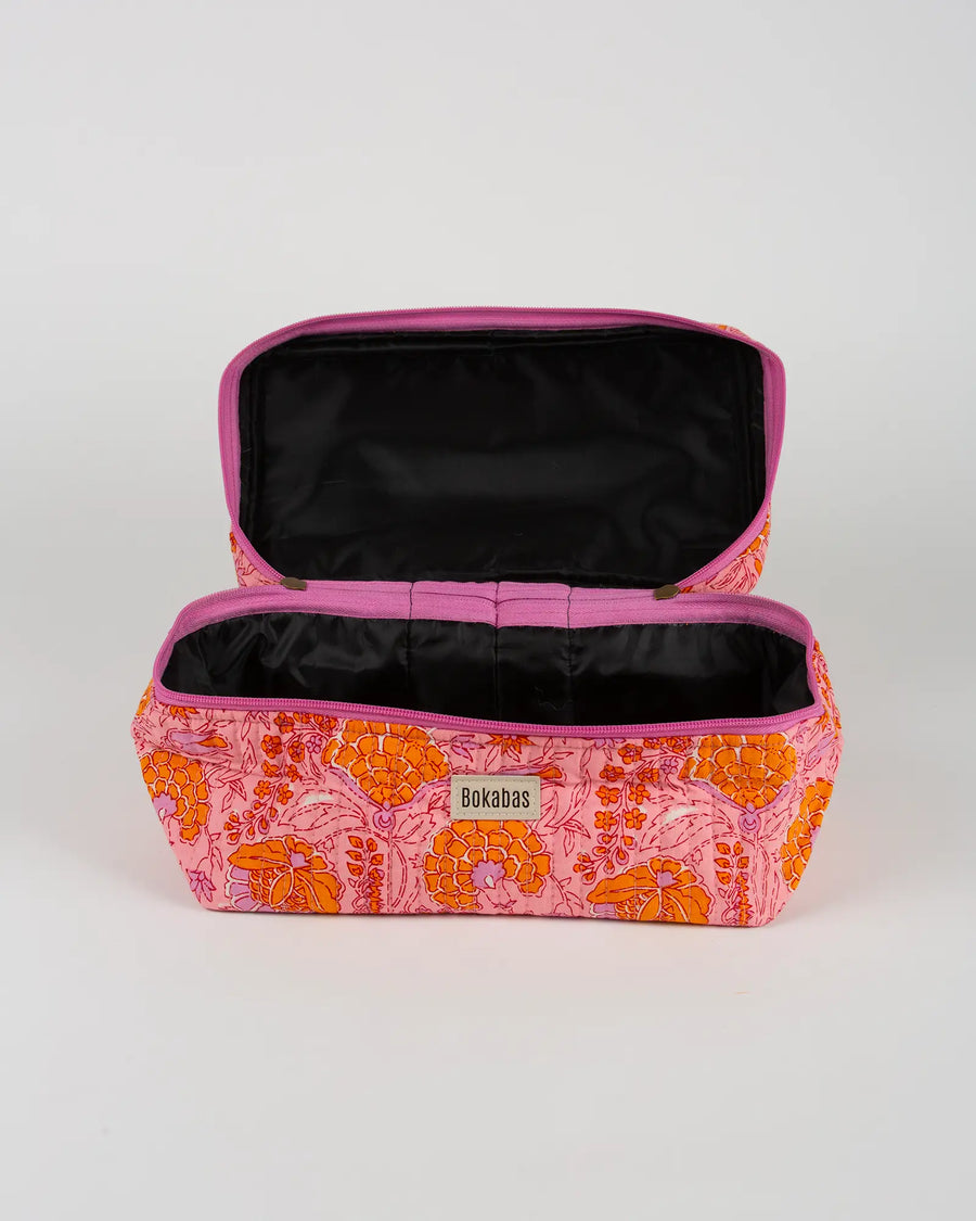 Trousse vanity maquillage matelassée Bokabas, imprimé Marie rose fleuri, vue de l'intérieur