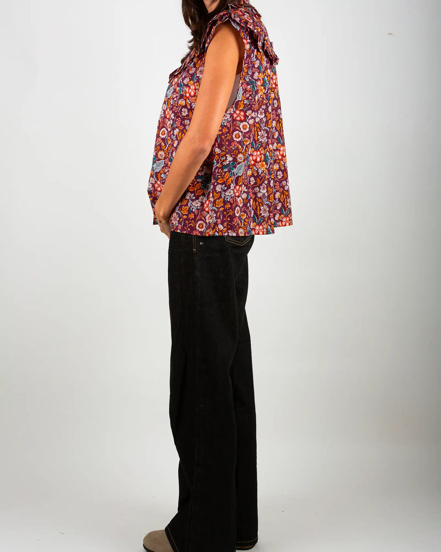 Blouse femme sans manches à volants Morris, vue de profil – Bokabas