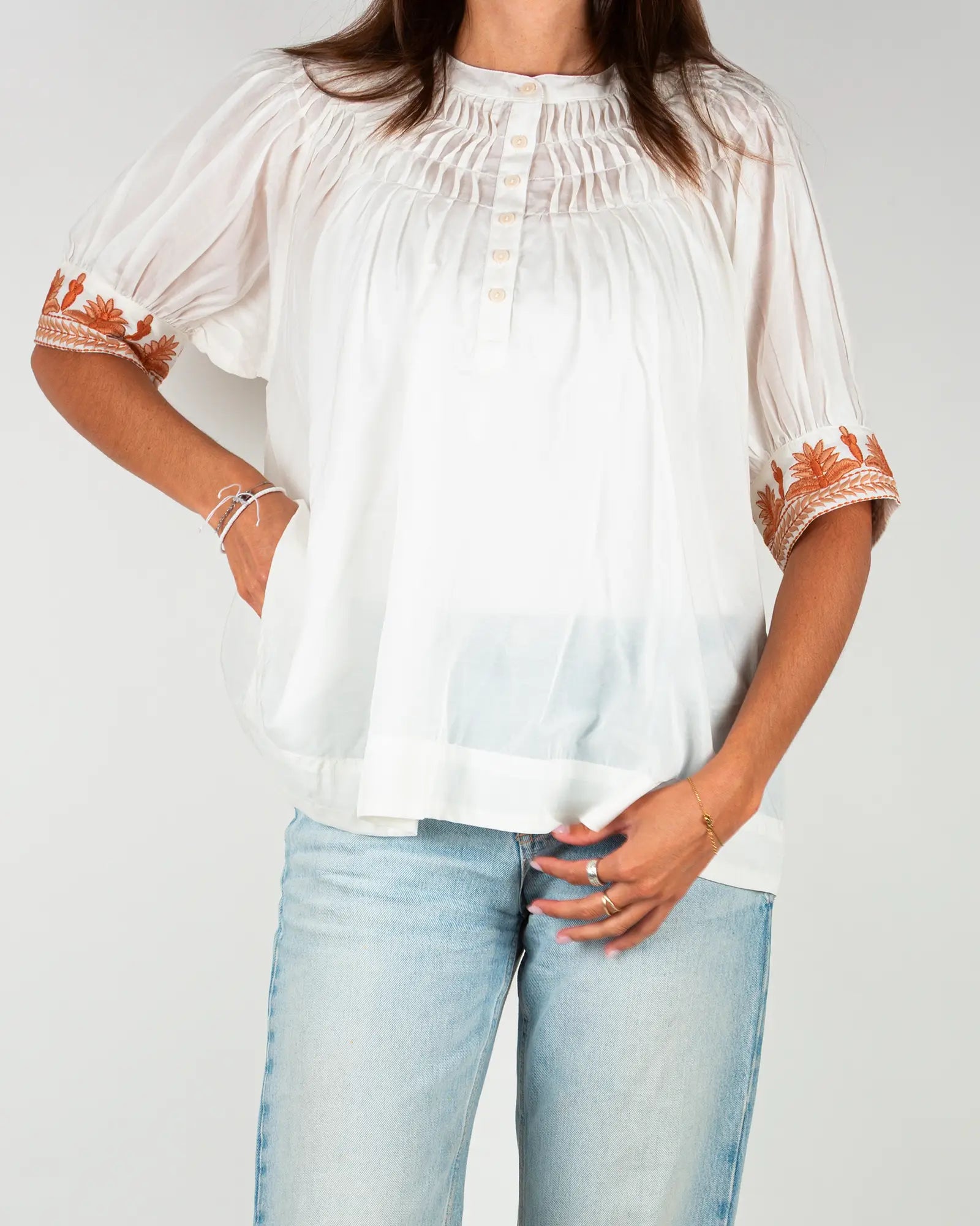 Blusa donna in voile di cotone ricamato Bianco e Arancione