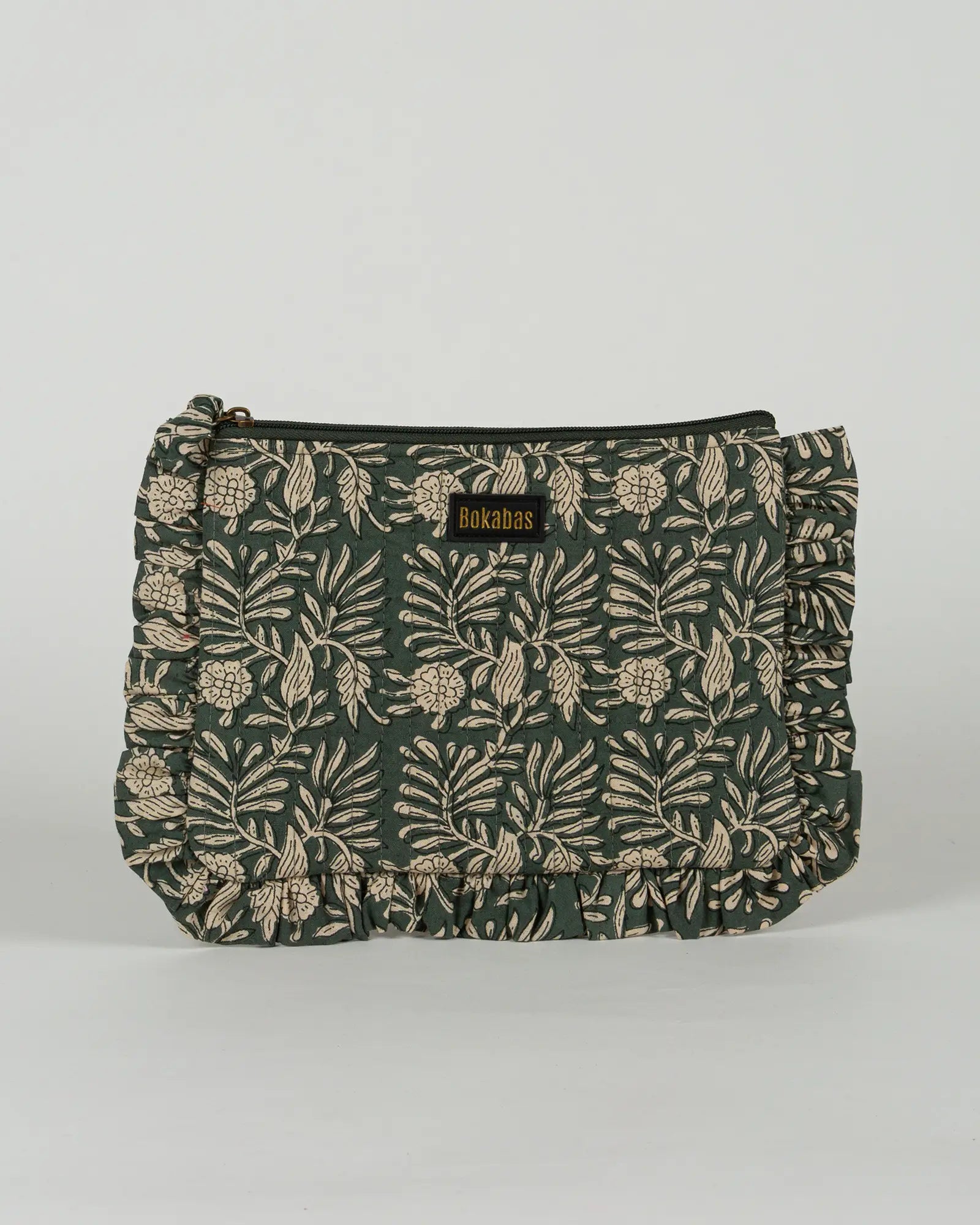 Pochette matelassée à froufrous Dema, vue de face – Bokabas