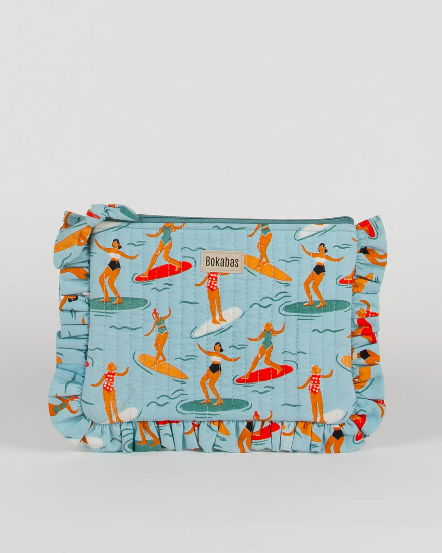Pochette matelassée à froufrous Surf, vue de face – Bokabas