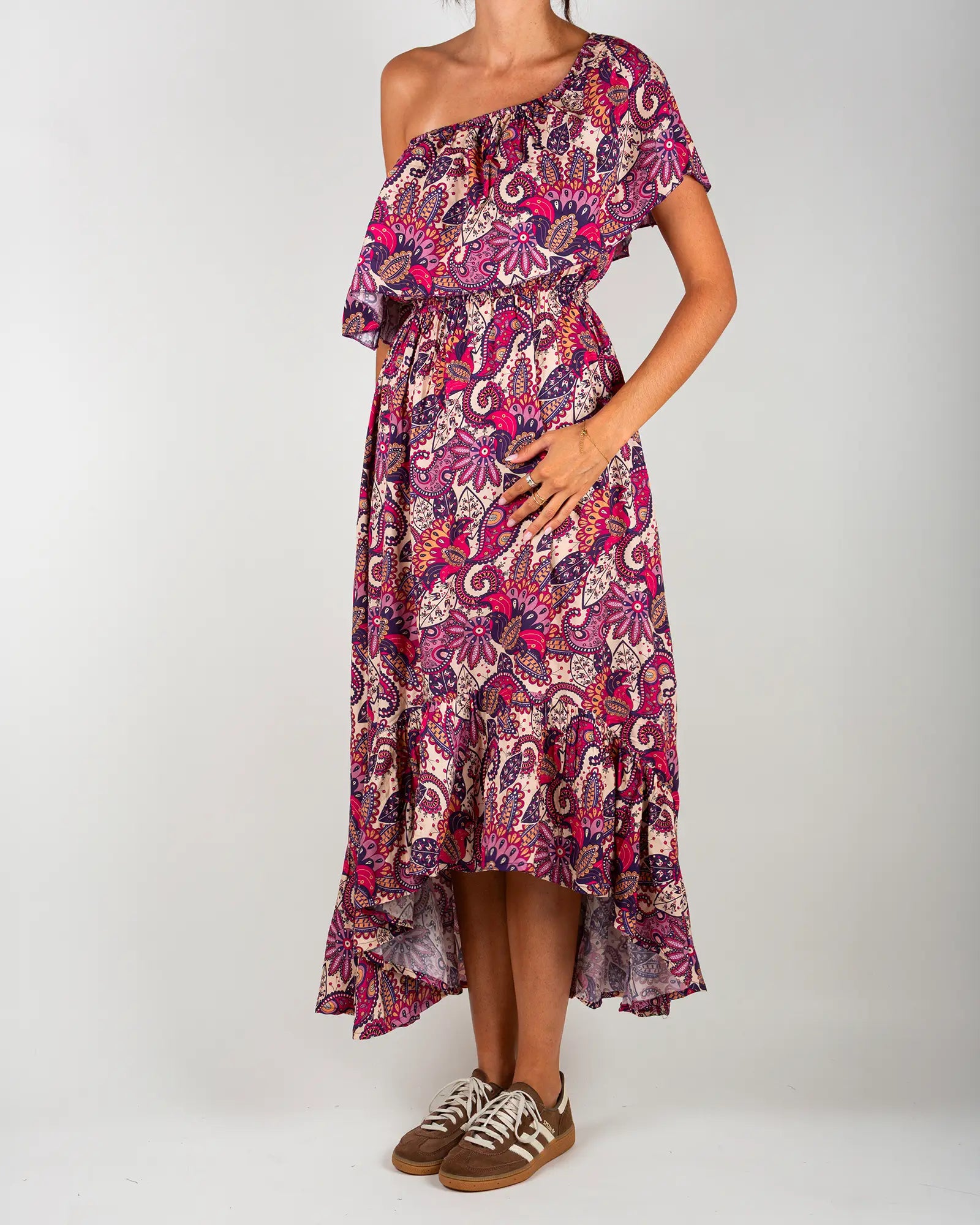 Robe épaules dénudées femme Bokabas, imprimé Pow rose et beige, vue de trois-quarts