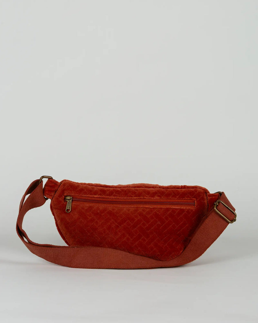 Sac banane velours côtelé Bokabas, terracotta, vue de dos