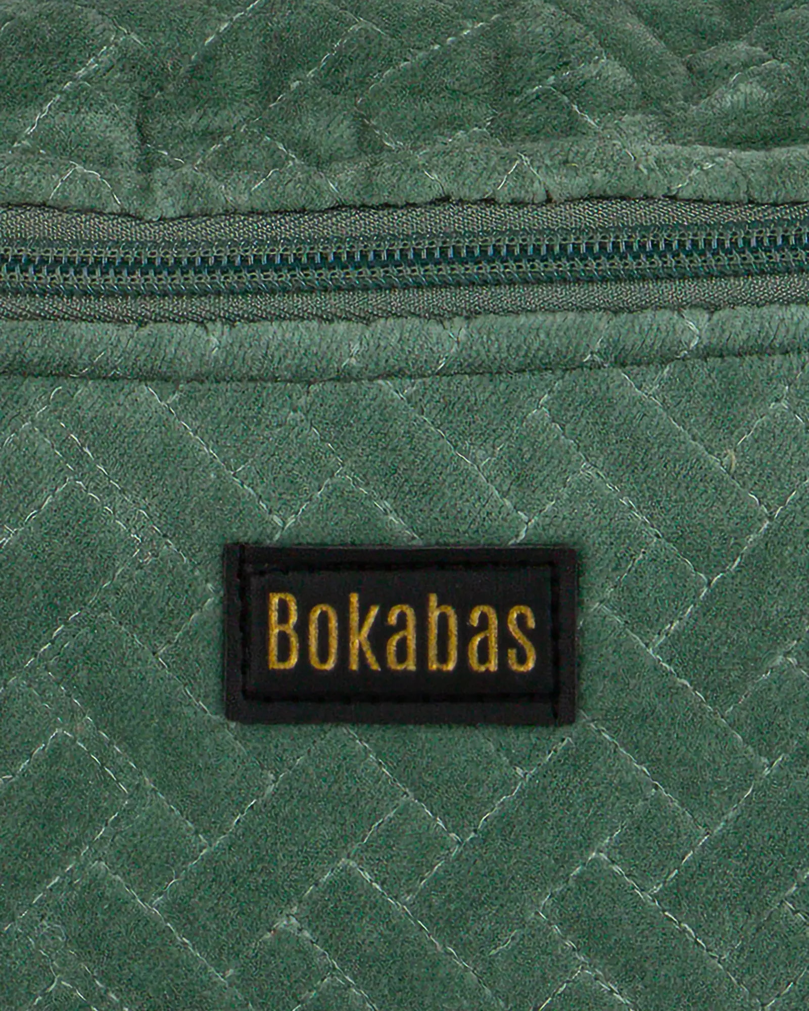 Sac banane velours côtelé Bokabas, vert sauge, zoom sur la matière