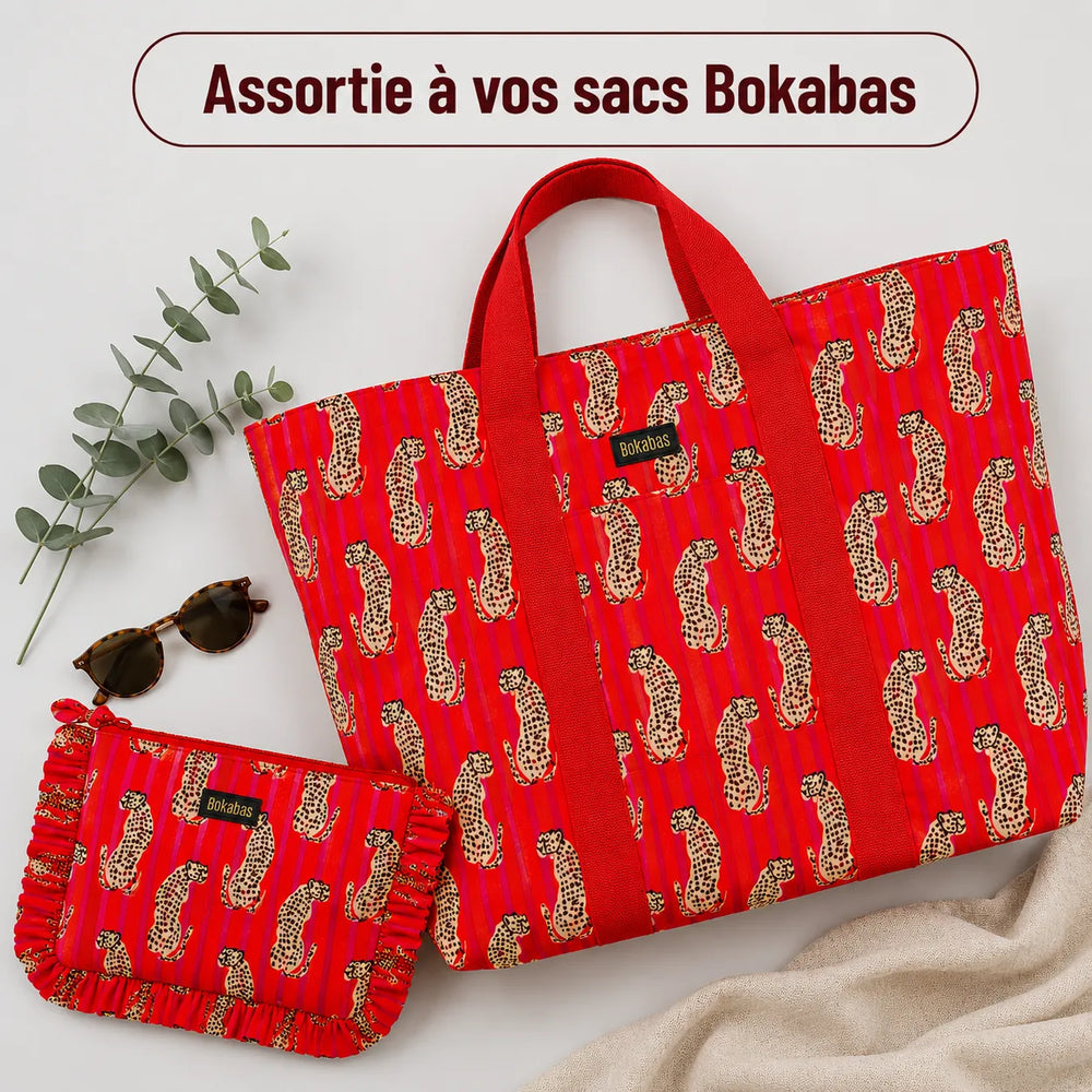 A bolsa tote em tecido acolchoado Leopard castanho