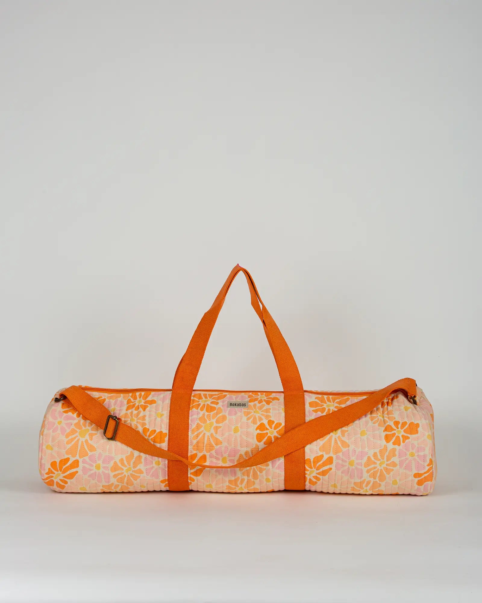 Sac de yoga en tissu matelassé Bokabas, imprimé Peachy fleuri orange, vue de face