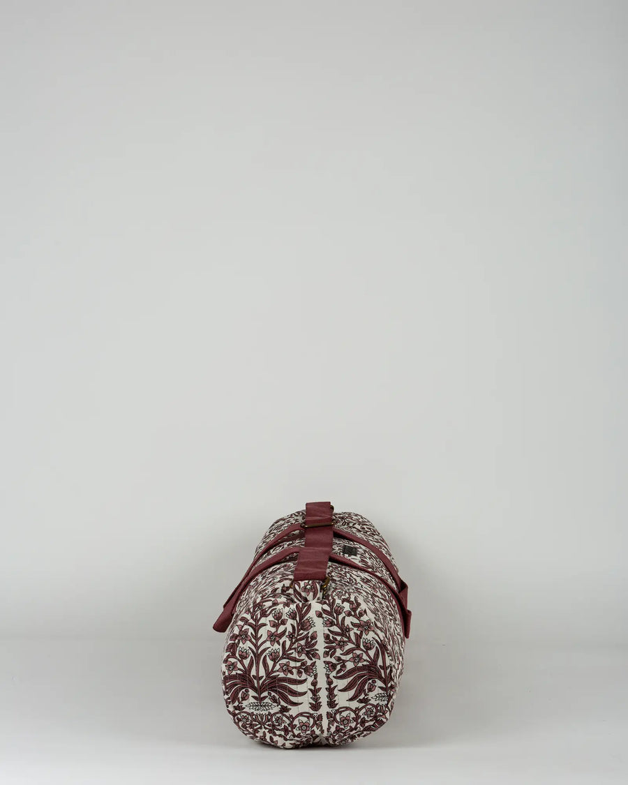 Sac de yoga en tissu matelassé Bokabas, imprimé Vale fleuri marron et blanc, vue de profil