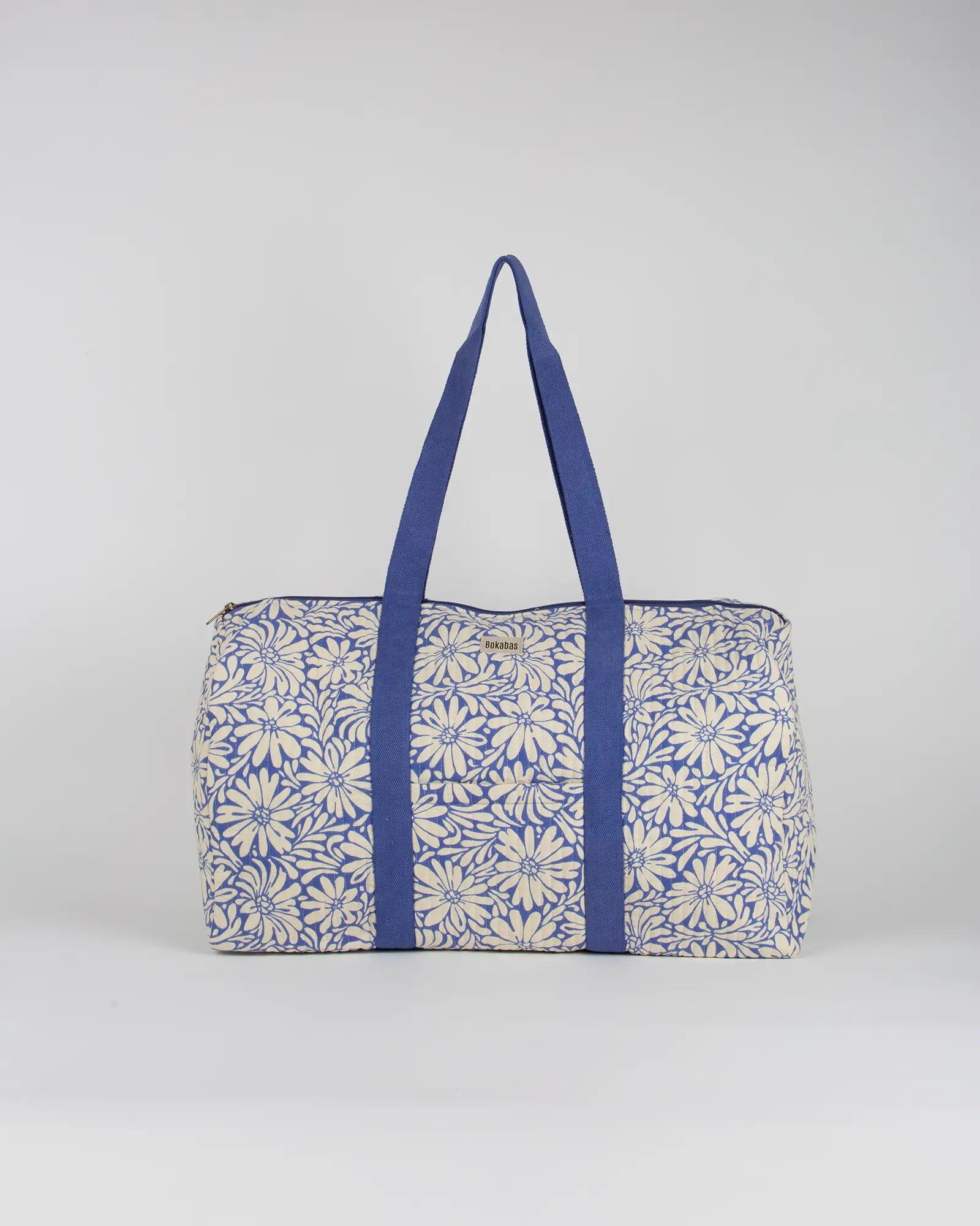 Sac week-end matelassé Bokabas, imprimé Daisy fleuri bleu et beige, vue de face