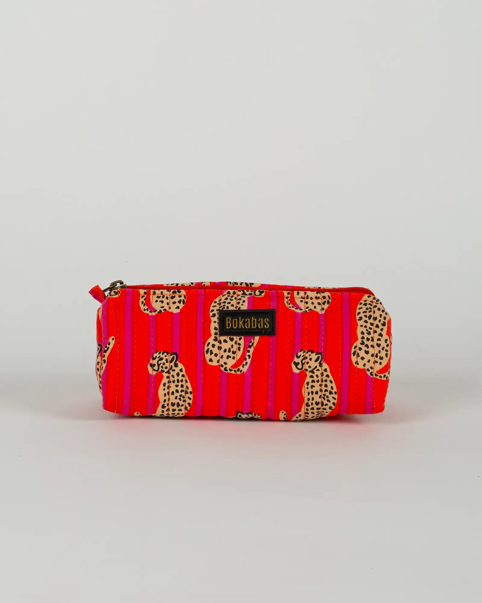 Trousse à crayons scolaire matelassée Bokabas, imprimé Guépard rayé orange et rose, vue de face