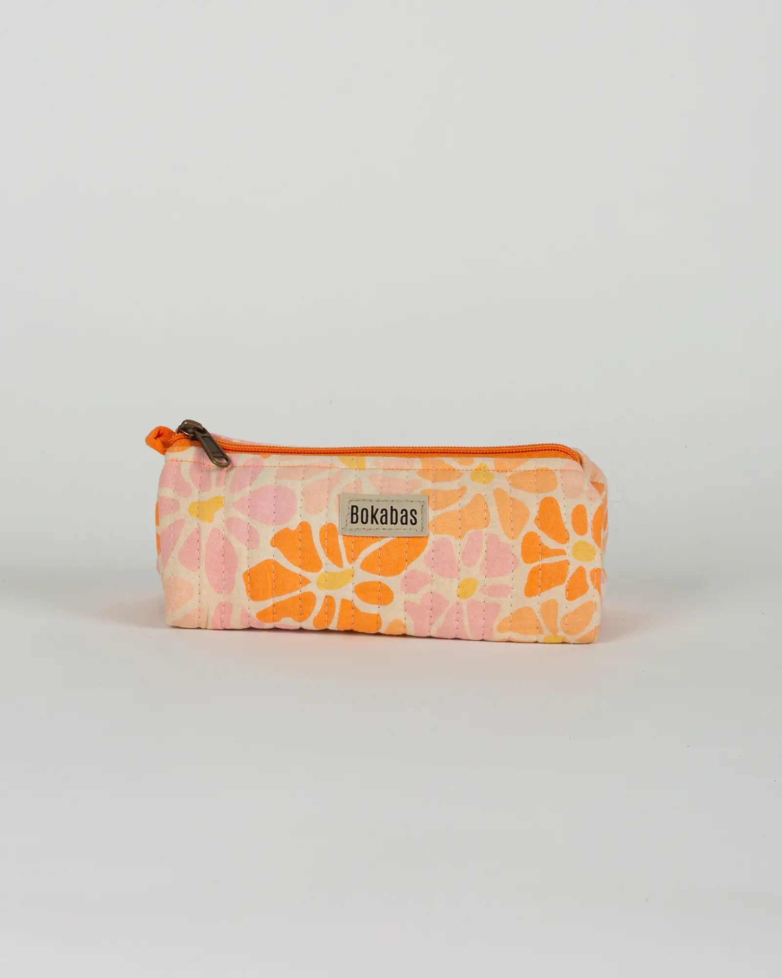 Trousse à crayons scolaire matelassée Bokabas, imprimé Peachy fleuri orange, vue de face