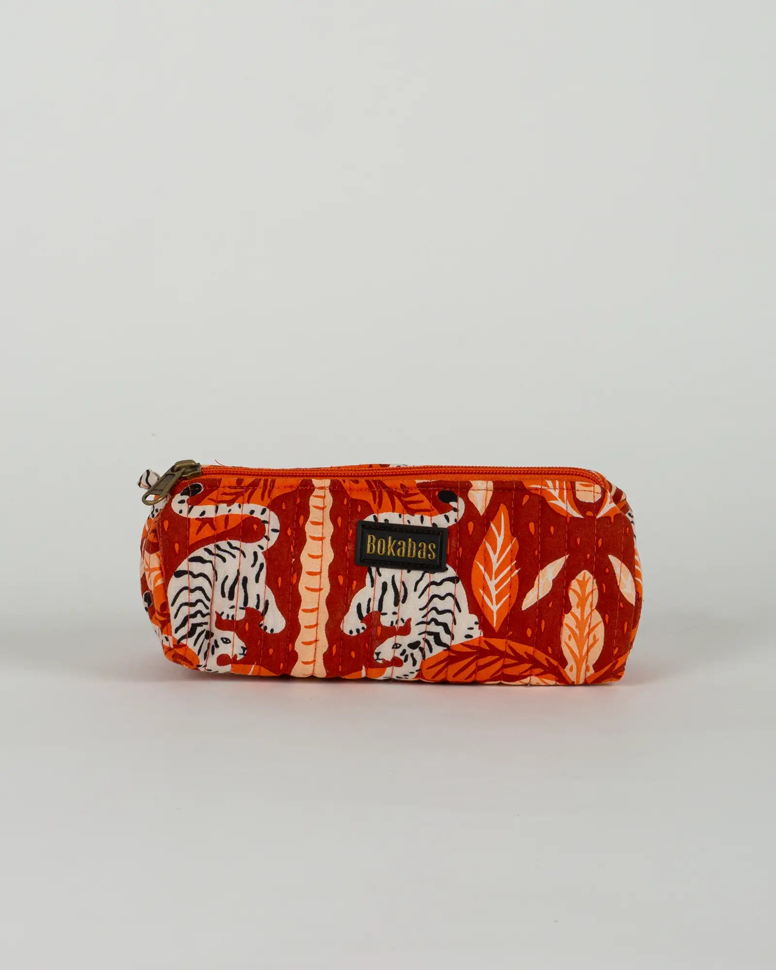 Trousse à crayons scolaire matelassée Bokabas, imprimé Tropique palmier et guépard orange, vue de face