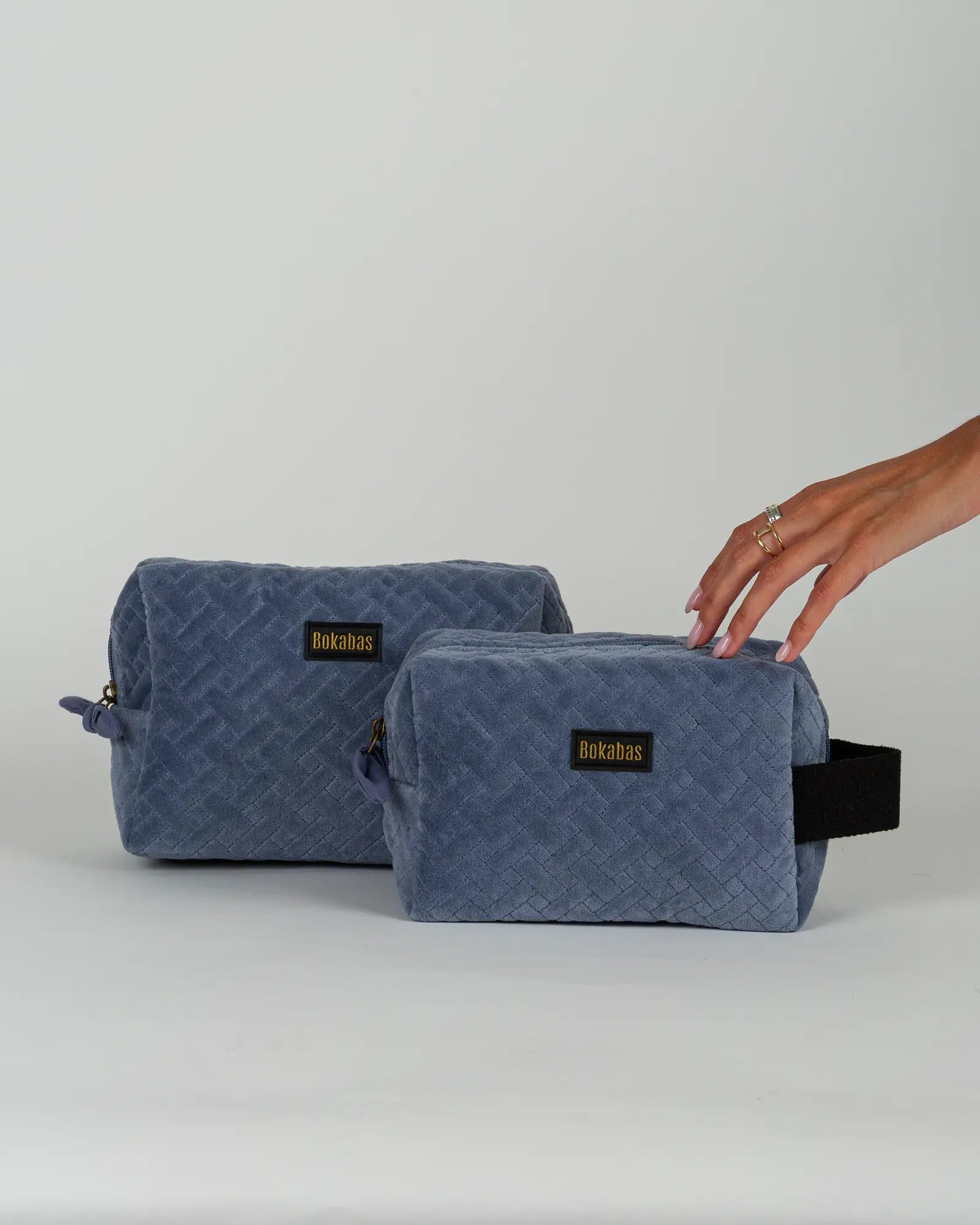 Trousse de toilette en velours côtelé Bokabas, bleu ciel, vue de face
