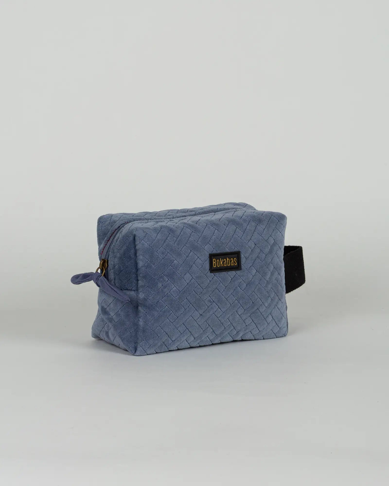 Trousse de toilette en velours côtelé Bokabas, bleu ciel, vue de trois-quarts