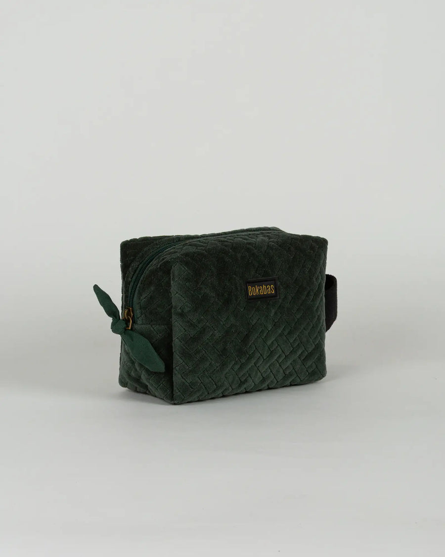 Trousse de toilette en velours côtelé Bokabas, vert kaki, vue de trois-quarts
