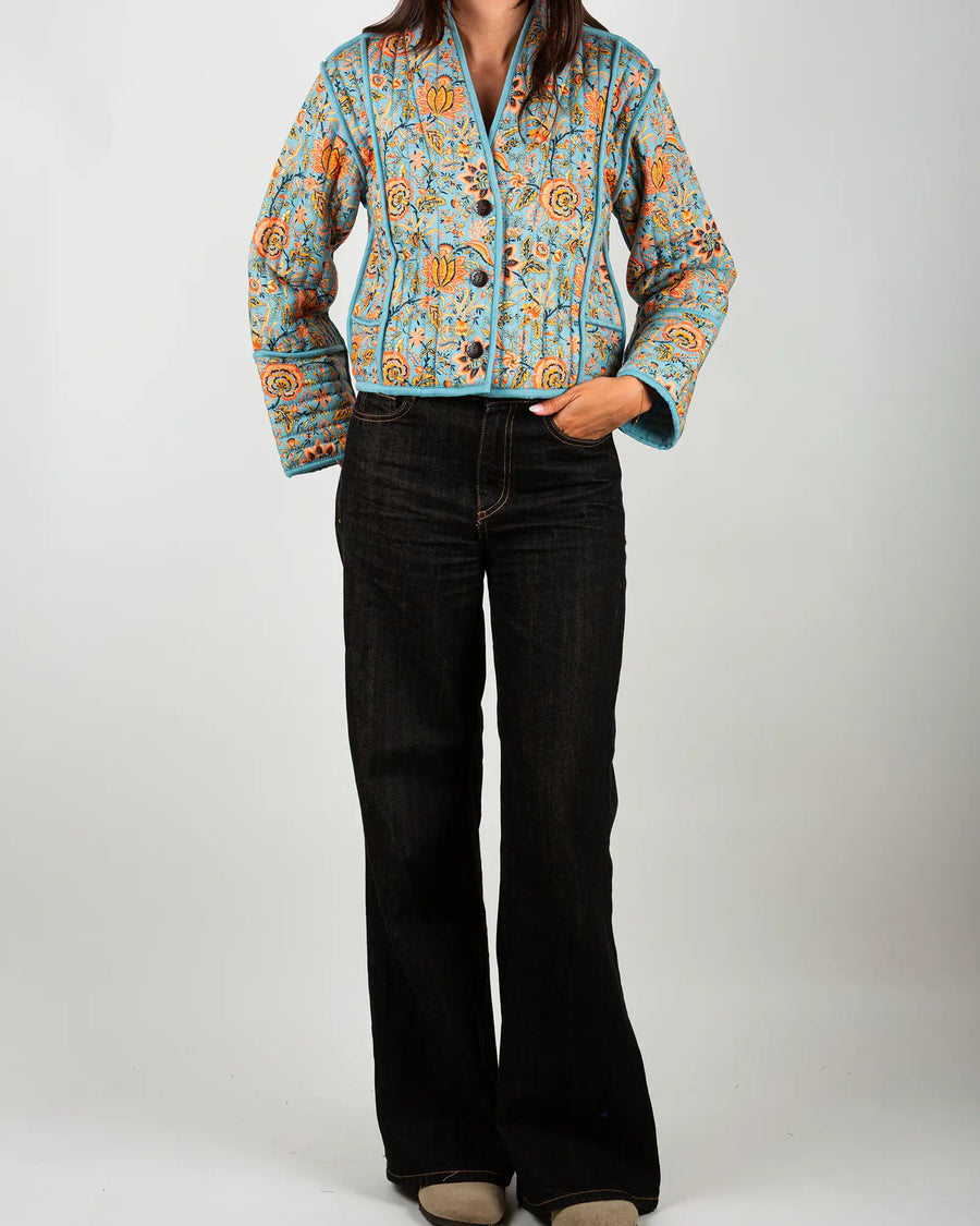 Veste kimono matelassée Bokabas, imprimé Lolem bleu et rose fleuri, vue de face
